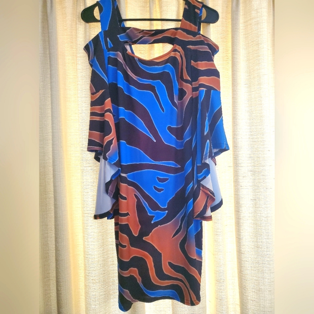 💥 LAST CHANCE 💥 NWOT Venus Dress